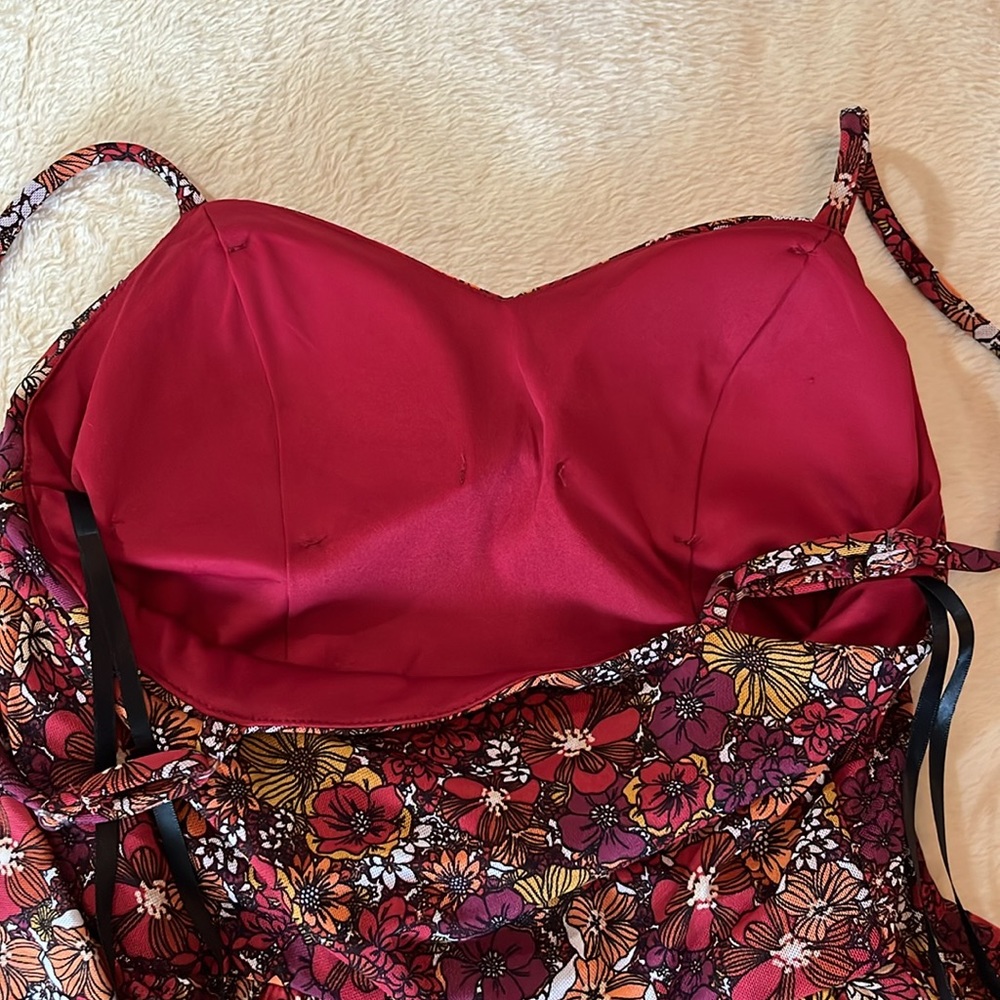 By & by burgandy red floral, spaghetti strap, tiered dress - Picture 10 of 10